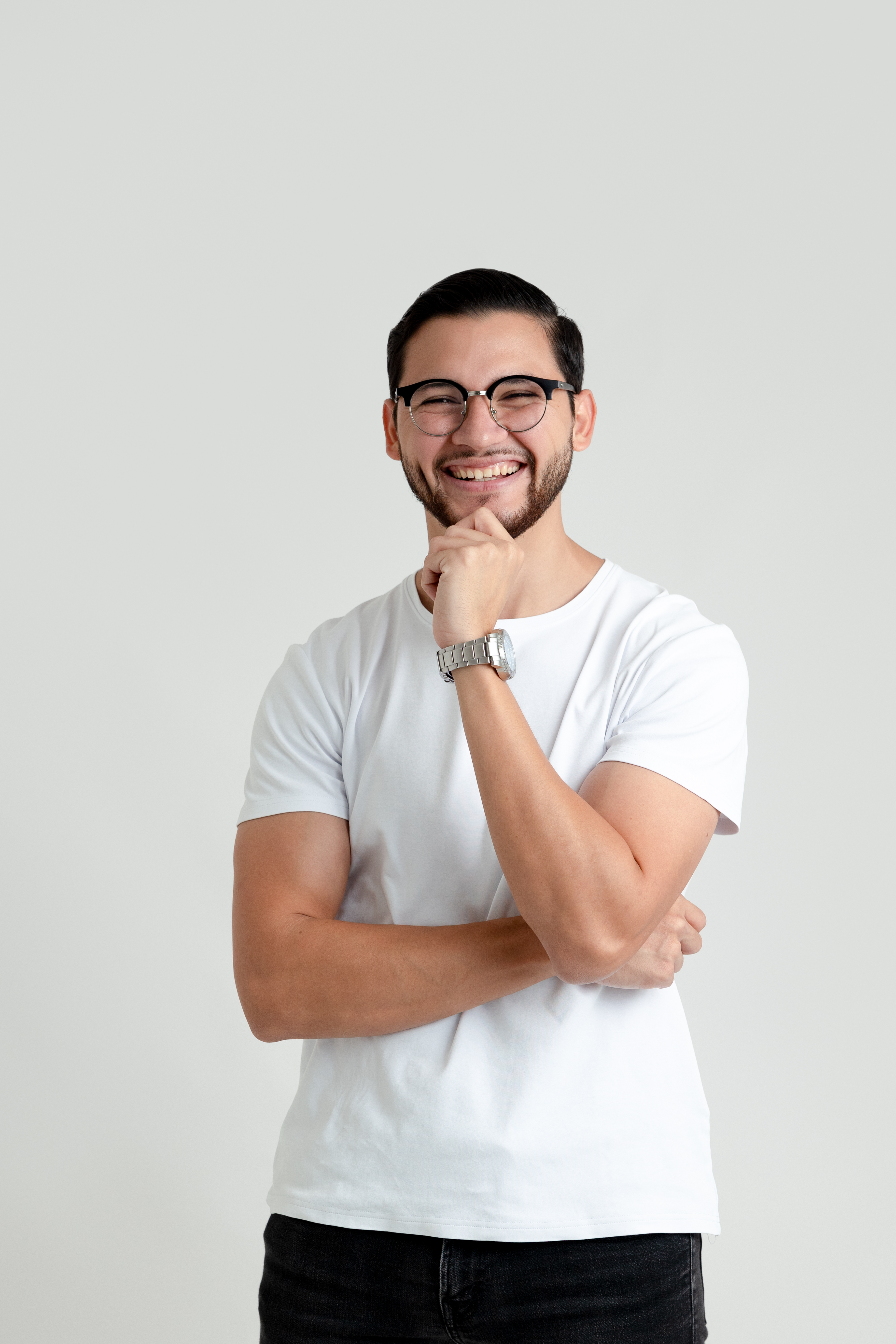 Wayo Castellanos Sentado